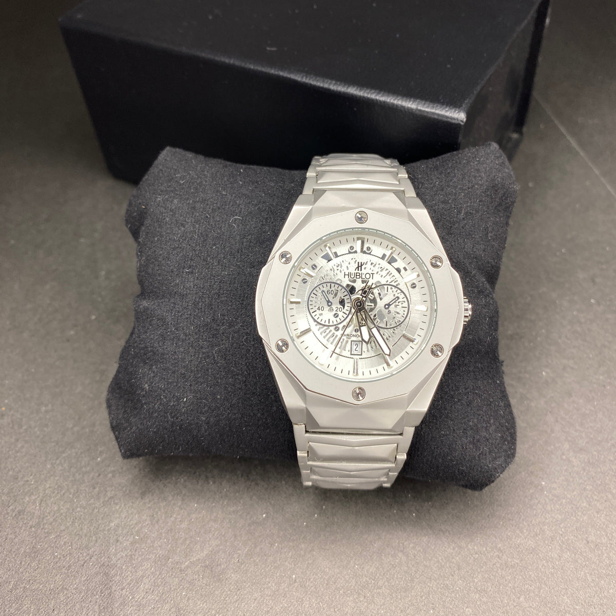Hublot Diamond Cut (White Skeleton)